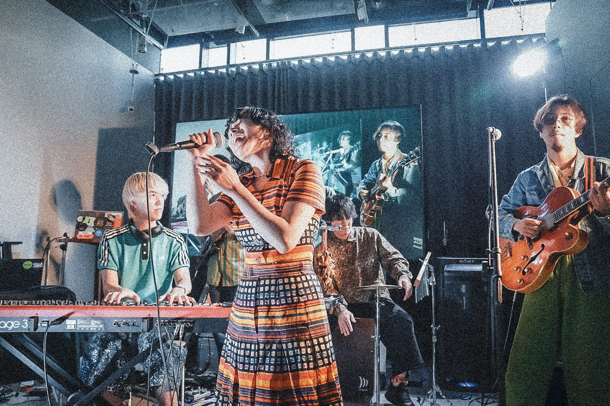 αマルシェ / α marchéの様子 / haudii haudii